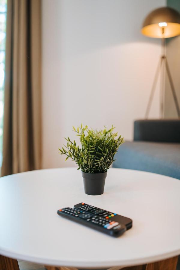 Wiedemanni 13/1 Apartments Хаапсалу Екстериор снимка